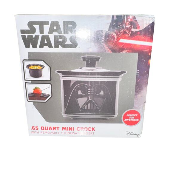Star Wars .65 Quart Mini Crock Pot Darth Vader Removable Stoneware Insert NIB - Picture 1 of 3